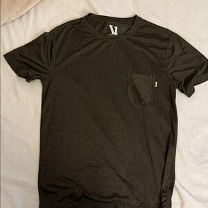 Vuori Men's Dark Brown T-Shirt